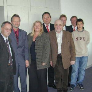 v.v. l.n.r.: Arnold Biciste (Caritas), Gunter Glaser, (DRK), Brigitte D´moch-Schweren (Der Paritätische Wohlfahrtsverband), Pfarrer Cepl (Amt für Diakonie),h.l.n.r.: Hardy Fuß MdL, Martin Uhle (ASB), Gregor Renner (Praktikant SPD), Felix Thurow (AWO)