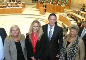 Guido van den Berg, Brigitte Dmoch-Schweren, Dagmar Andres, Gregor Golland, Rita Klöpper und Ralph Bombis (v.l.)