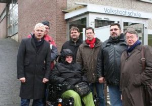 Sarziergang in Bergheim zum Thema Barrierefreiheit mit Norbert Killewald
