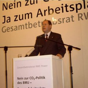 Perr Steinbrück kritisiert die Emmissionshandelspolitik des Bundesumweltministeriums