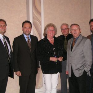 (von links) Kreishandwerksmeister Hans-Peter Wollseifer, Bernhard Hadel (Beigeordneter der Stadt Wesseling), Ria Kristel (KH Rhein-Erft) Klaus Nagel (KH Rhein-Erft) Edgar Moron MdL sowie SPD-Kreisvorsitzender Guido van den Berg