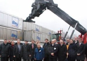 Runder Tisch Infrastruktur des VCI mit Andreas Rimkus MdB, Helga Kühn-Mengel MdB, Guido van den Berg MdL und Reiner Breuer MdL
