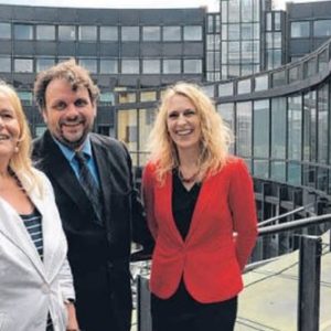 Brigitte Dmoch-Schweren MdL, Guido van den Berg MdL und Dagmar Andres MdL