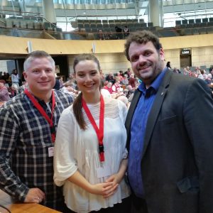Michael Kremer, Julia Weitz und Guido van den Berg MdL