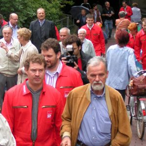Rotmann Aktion in Brühl mit Passanten