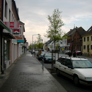 Köln-Aachener Straße in Quadrath-Ichendorf