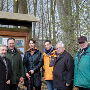 SPD-Vertreter trafen sich mit "BürgerInitiative 50TausendBäume" im Brühler Wald