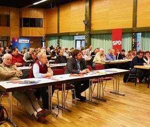 Volles Haus beim ersten SPD-Mitgliederparteitag