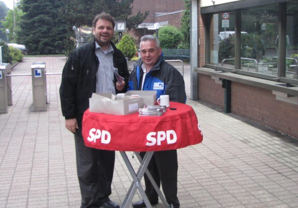2010-05-03 Werkstor Niederaußem